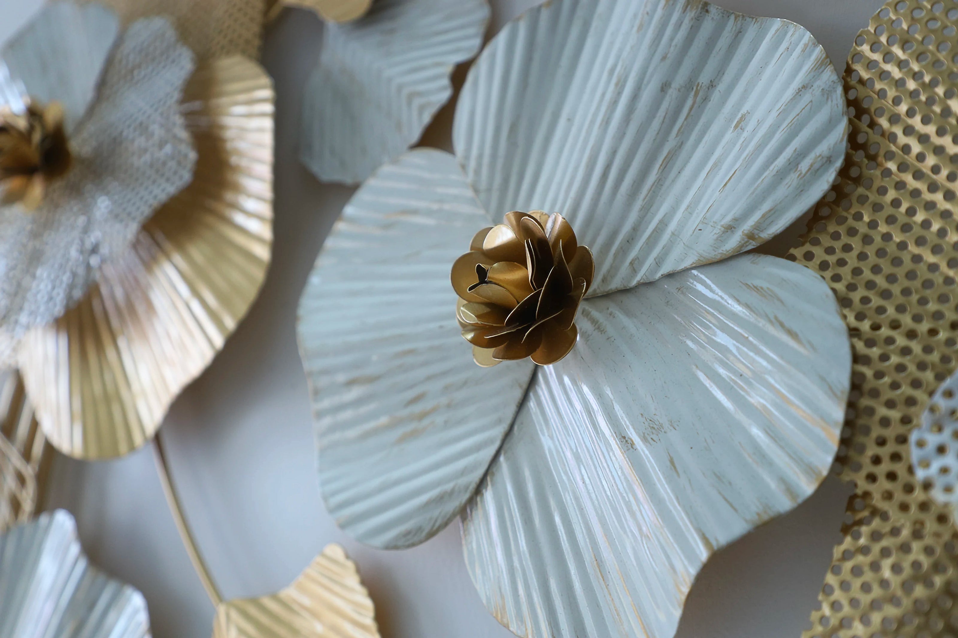 Blossom Harmony Metalen Muurdecoratie | Urbane Hide Urbane Hide