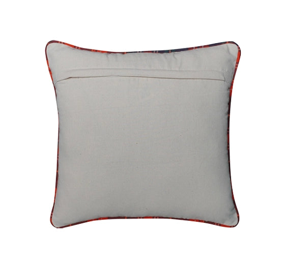 Kerstkussen met rendier en tartan motief – Urbane Hide Urbane Hide