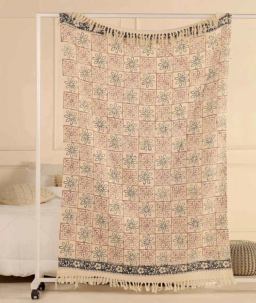 130x180cm decoratief plaid on a hanger - Urbane Hide