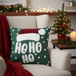 Kerstkussen met grappige 'Ho Ho Ho' tekst en kerstmuts – Urbane Hide Urbane Hide