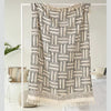 Zwart-Witte Deken met Grafisch Patroon | Urbane Hide Urbane Hide