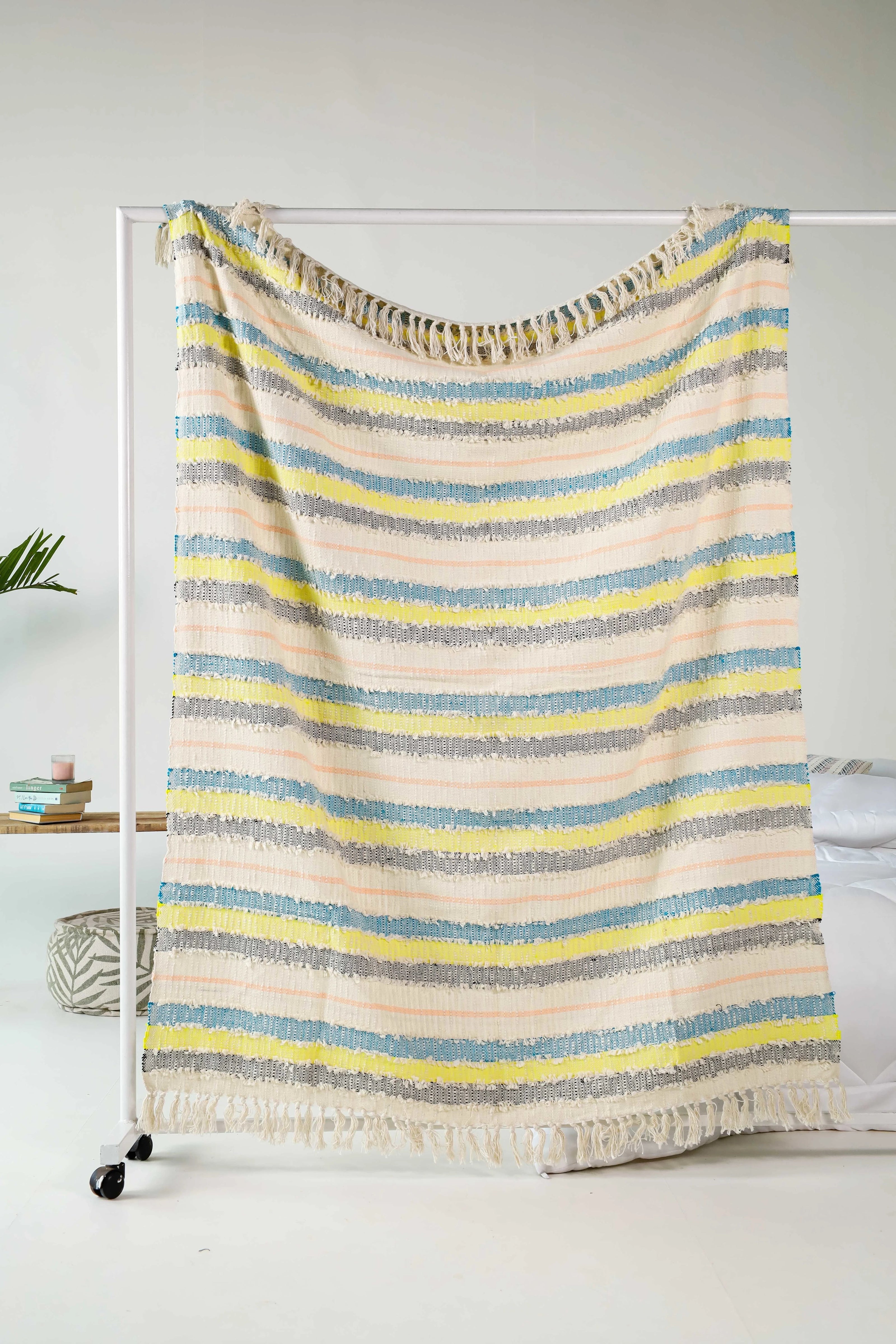 Kleurrijke gestreepte plaid met franjes katoen – Urbane Hide Urbane Hide