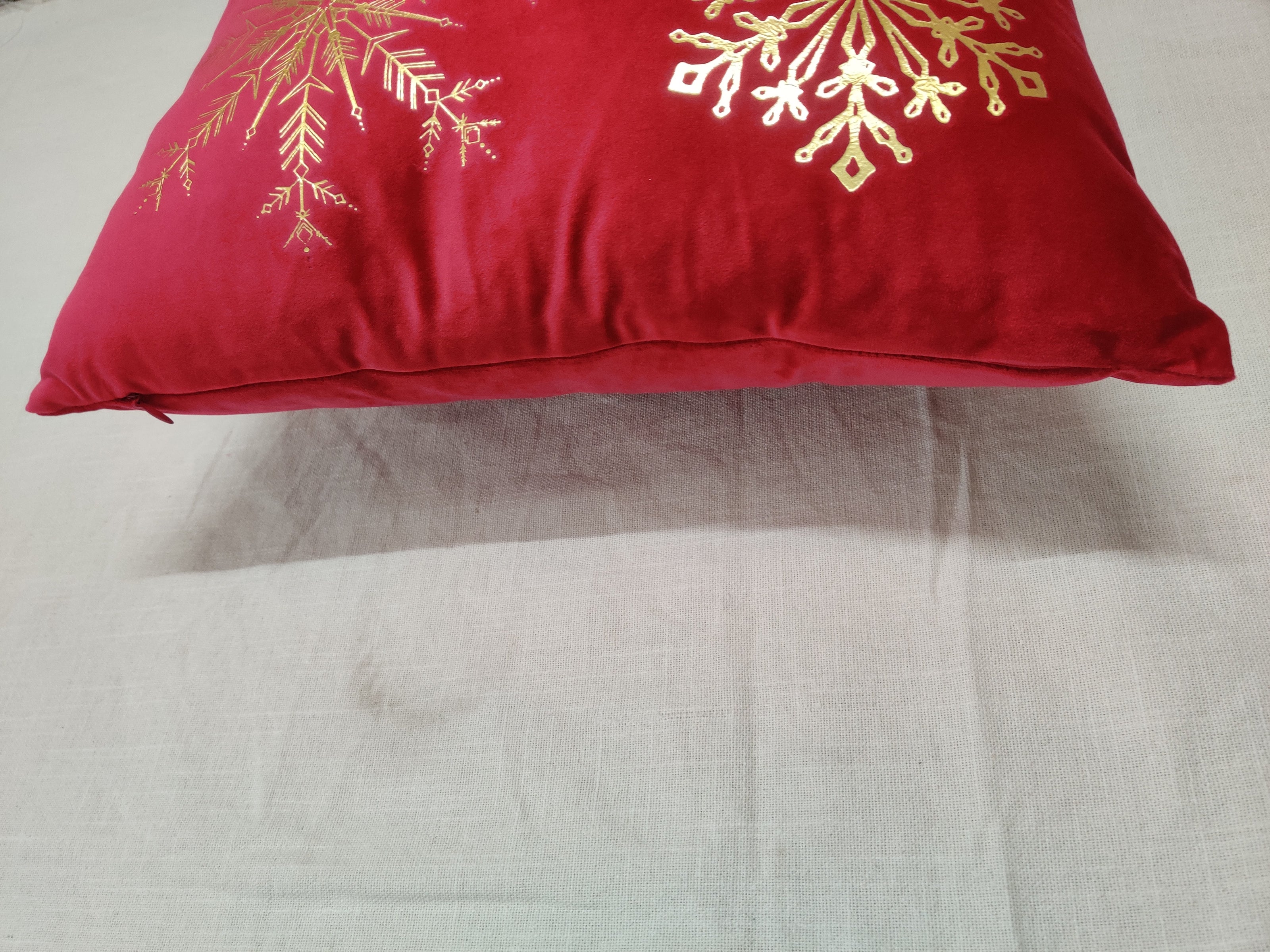 Kerst kussenhoezen 45x45 cm | Kerstdecoratie | Kussenhoes | Kussenhoesjes | Velvet | met rits | Rood Urbane Hide