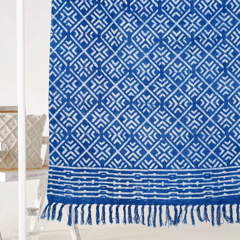 Indigo Boho Plaid met Tribal Patroon & Franjes – Urbane Hide Urbane Hide