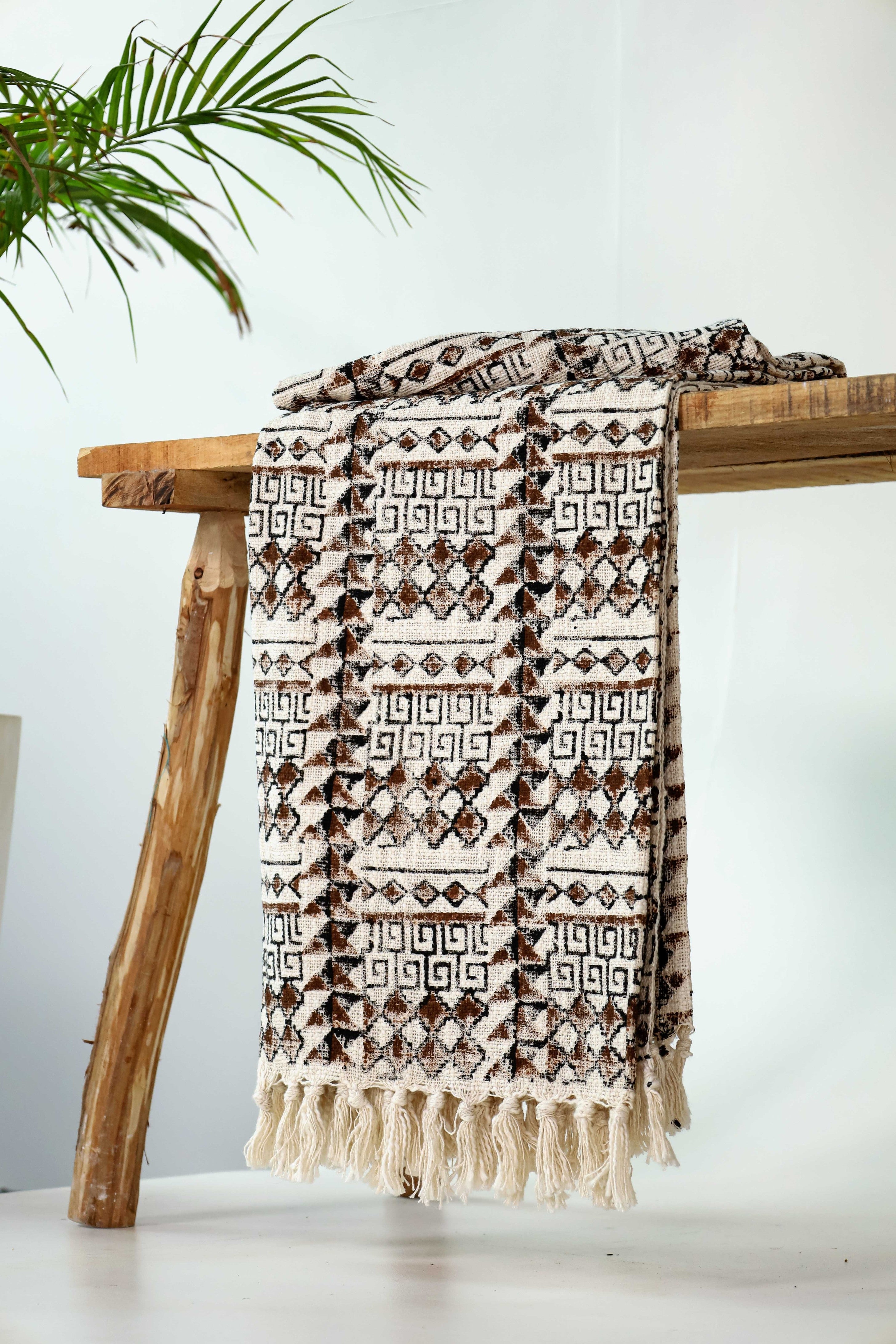Premium Plaids Groothandel | Luxe Woondekens in Bulk – Duurzaam & Zachte Kwaliteit Urbane Hide