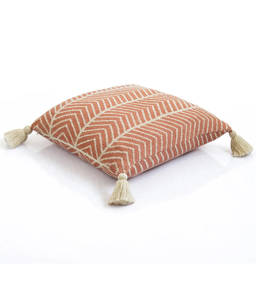 45x45cm decoratief kussen on a white background - Urbane Hide