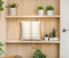 45x45cm decoratief kussen on a wooden shelf - Urbane Hide