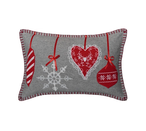 Kerstkussen met decoratieve ornamenten – Urbane Hide Urbane Hide