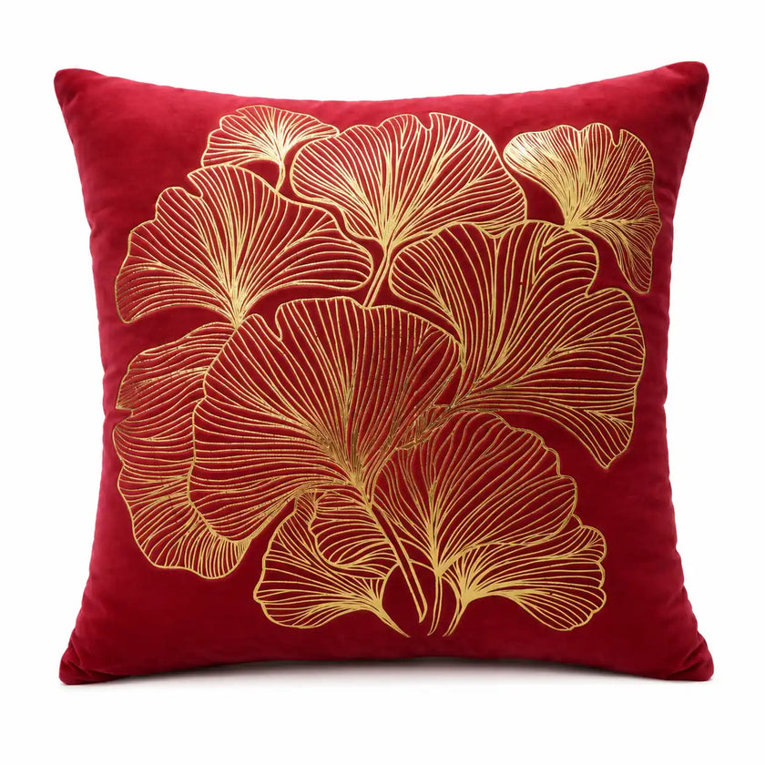 Kerstkussen rood fluweel met goud metallic ginkgo print