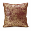 Kerstkussen rood fluweel met glanzende goudprint motief