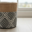 Opbergmand met grafisch patroon en jute rand – Urbane Hide 