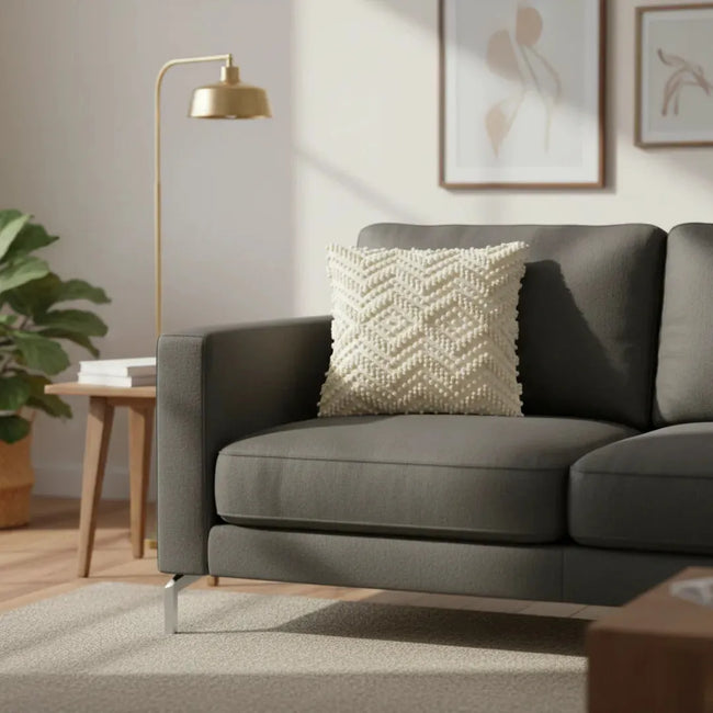 Sierkussen met tuft zigzag patroon crème – Urbane Hide 